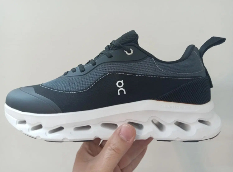کفش رانینگ مردانه زنانه مدل QC عمده